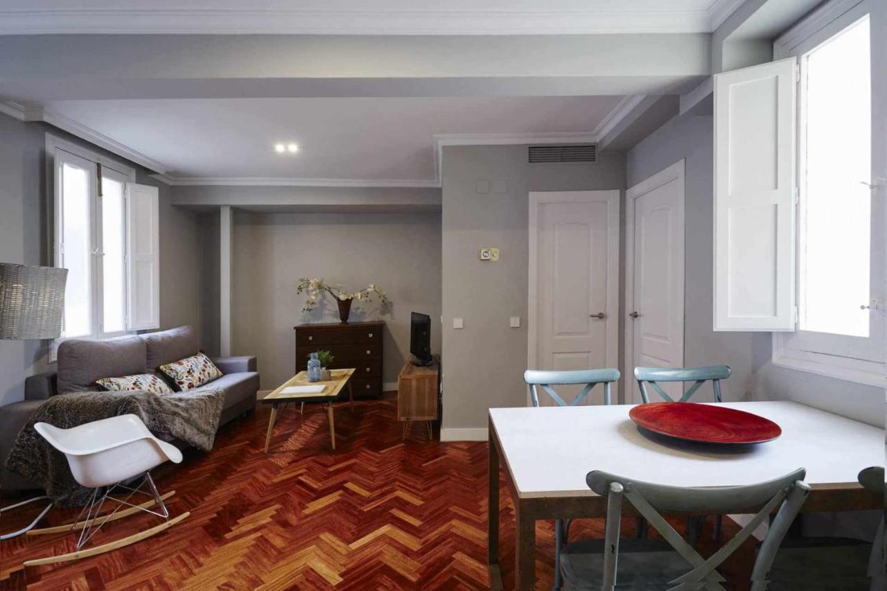 Apartamento V Alcalaretiro Ideal Parejas Madrid Dış mekan fotoğraf