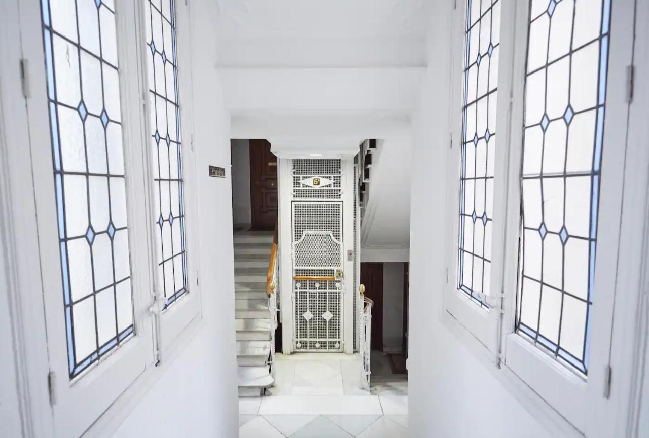 Apartamento V Alcalaretiro Ideal Parejas Madrid Dış mekan fotoğraf