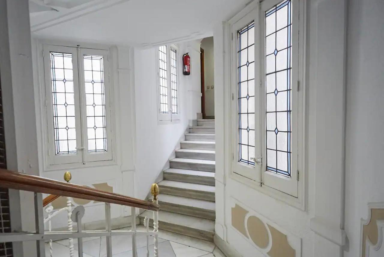 Apartamento V Alcalaretiro Ideal Parejas Madrid Dış mekan fotoğraf