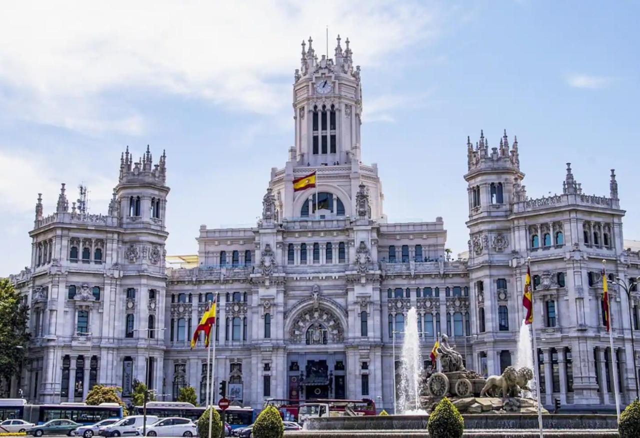 Apartamento V Alcalaretiro Ideal Parejas Madrid Dış mekan fotoğraf